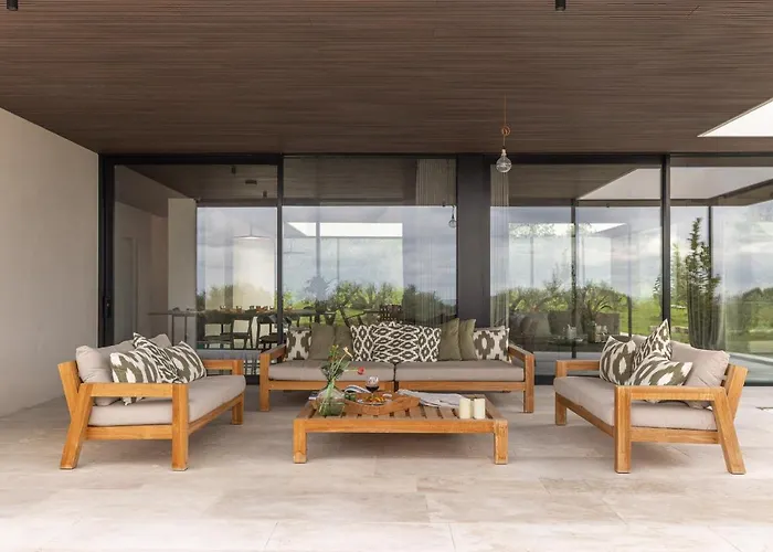 Villa V - Epoca Collection