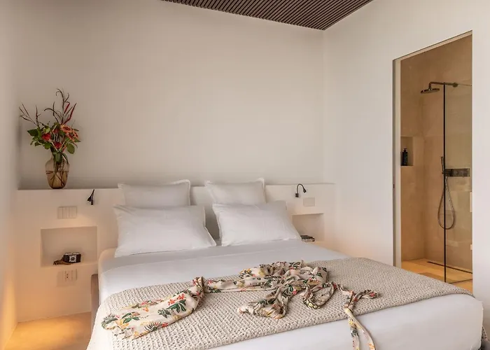 Villa V - Epoca Collection