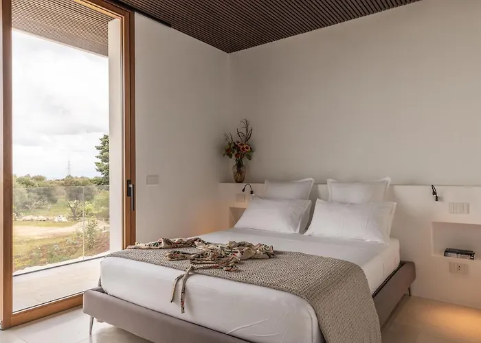 V - Epoca Collection * Ostuni