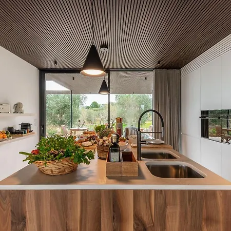 Villa V - Epoca Collection *