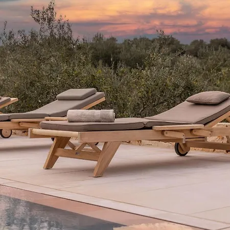 V - Epoca Collection Villa *