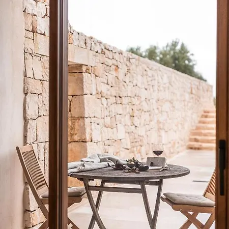 Villa V - Epoca Collection